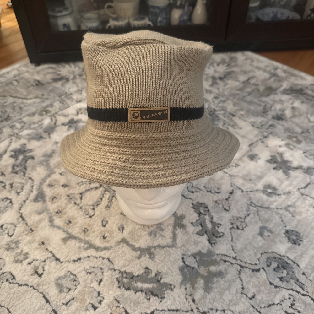 FreshJive Vtg 90s Y2K Sweater Bucket Hat Khaki Stitched Logo Streetwear